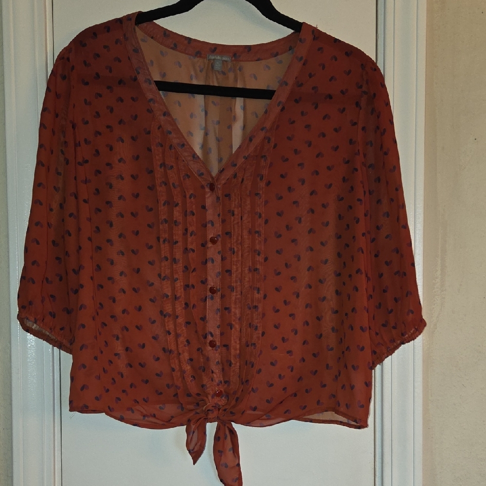 Charlotte Russe Terracotta Blouse with a Front Tie 💚🩵🩷